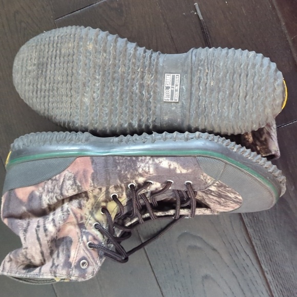 Cabela's Men's Sneakers, size 11 - Picture 7 of 7